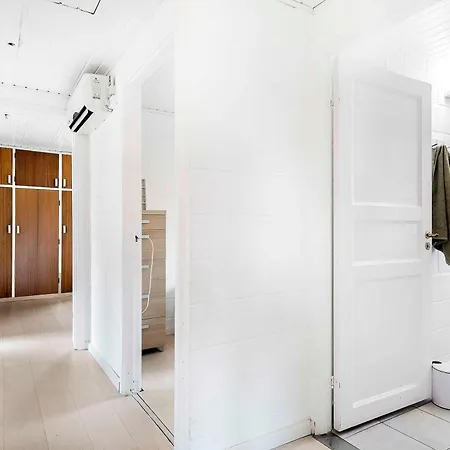 Near Water Forest And Mons Cliffs *